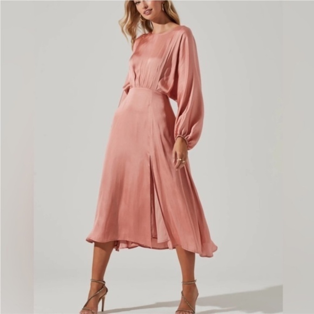 ASTR The Label Marin Dolman Sleeve Satin Midi Dress